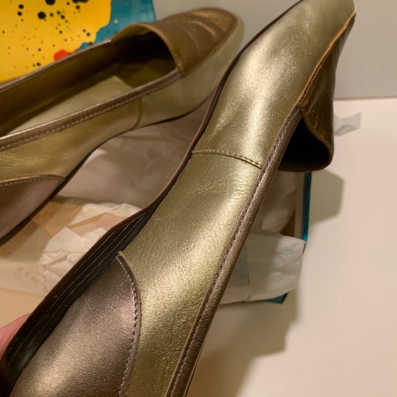 WOMEN’S ARPEGGIOS METALLIC MULTICOLOR LOAFERS. - Picture 8 of 12